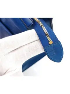 blue-leather-riviera-louis-vuitton-handbag-55279737-5_2.webp